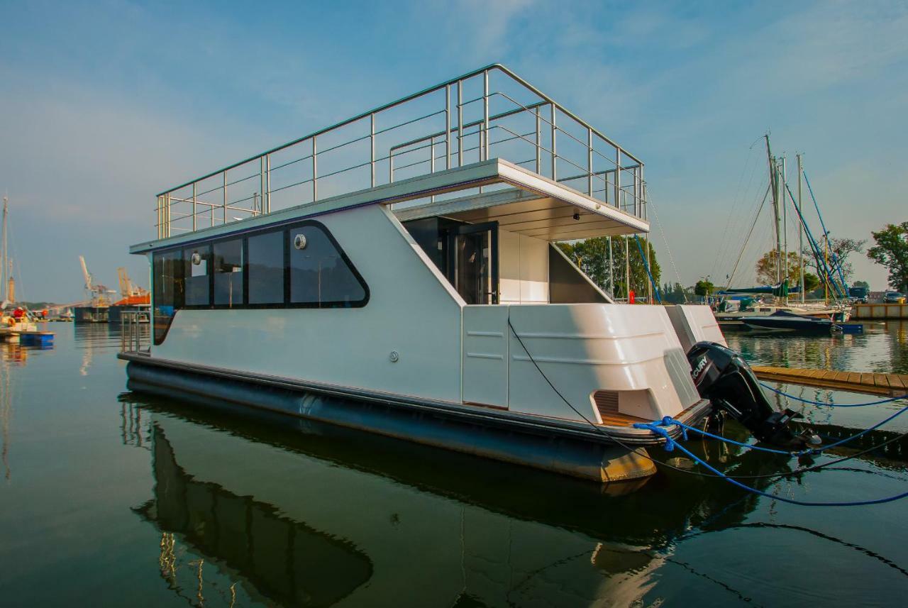 Amber Houseboat Apartment Świnoujście Екстериор снимка